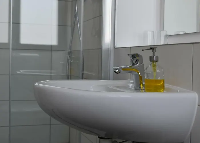 Motel Schoenefeld 3*